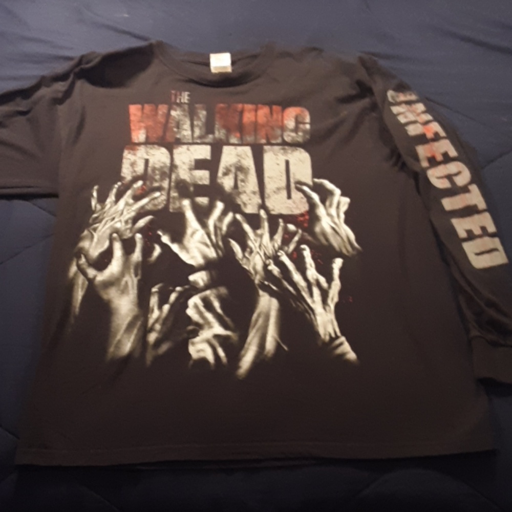 Nwot walking dead longsleve